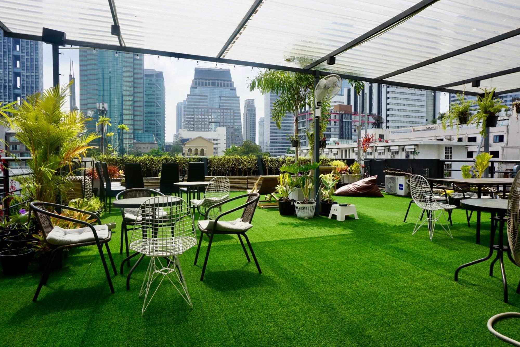 Silom Soi 3 Hash Apartment Hip And Funky With Rooftop View バンコク都 エクステリア 写真