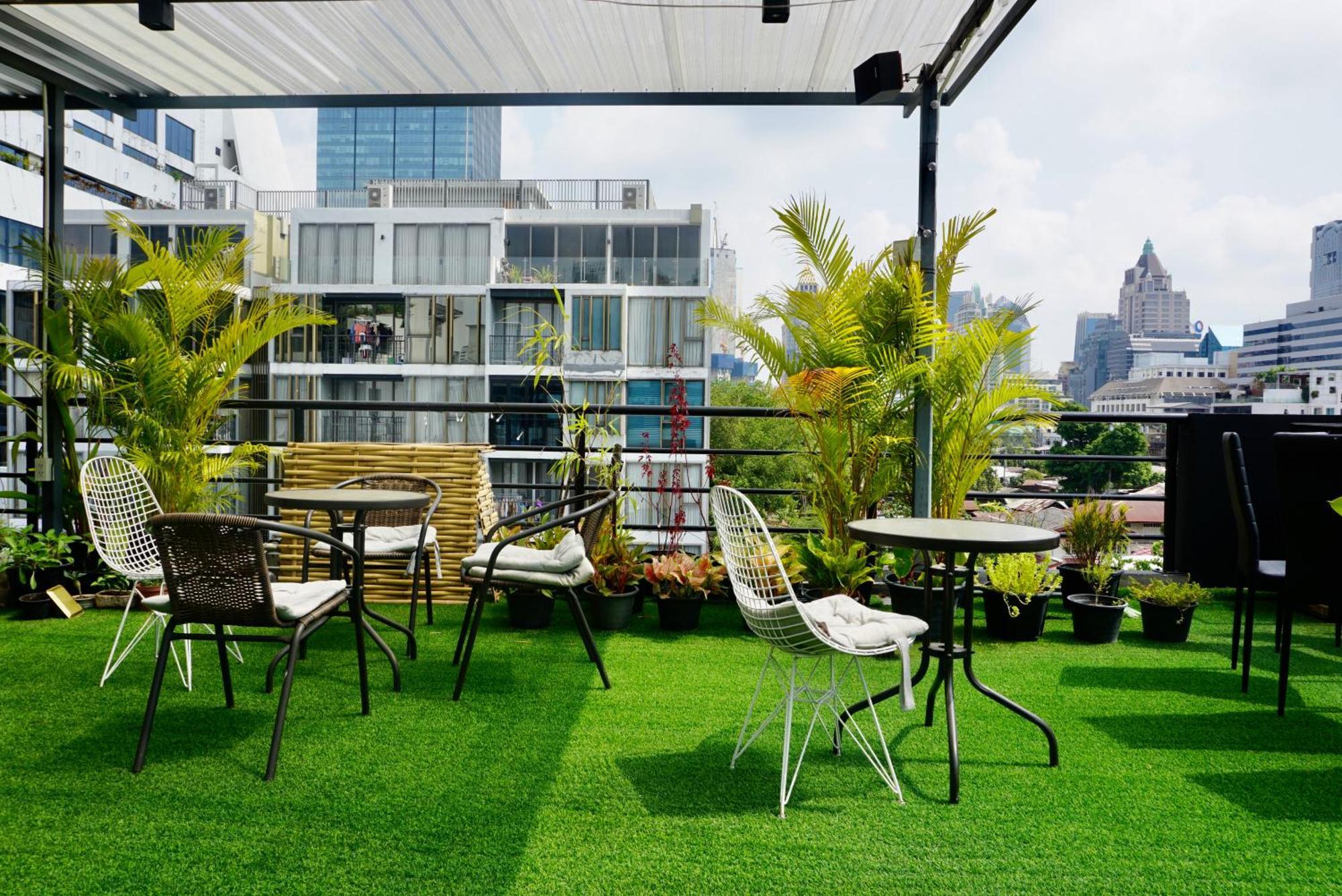 Silom Soi 3 Hash Apartment Hip And Funky With Rooftop View バンコク都 エクステリア 写真