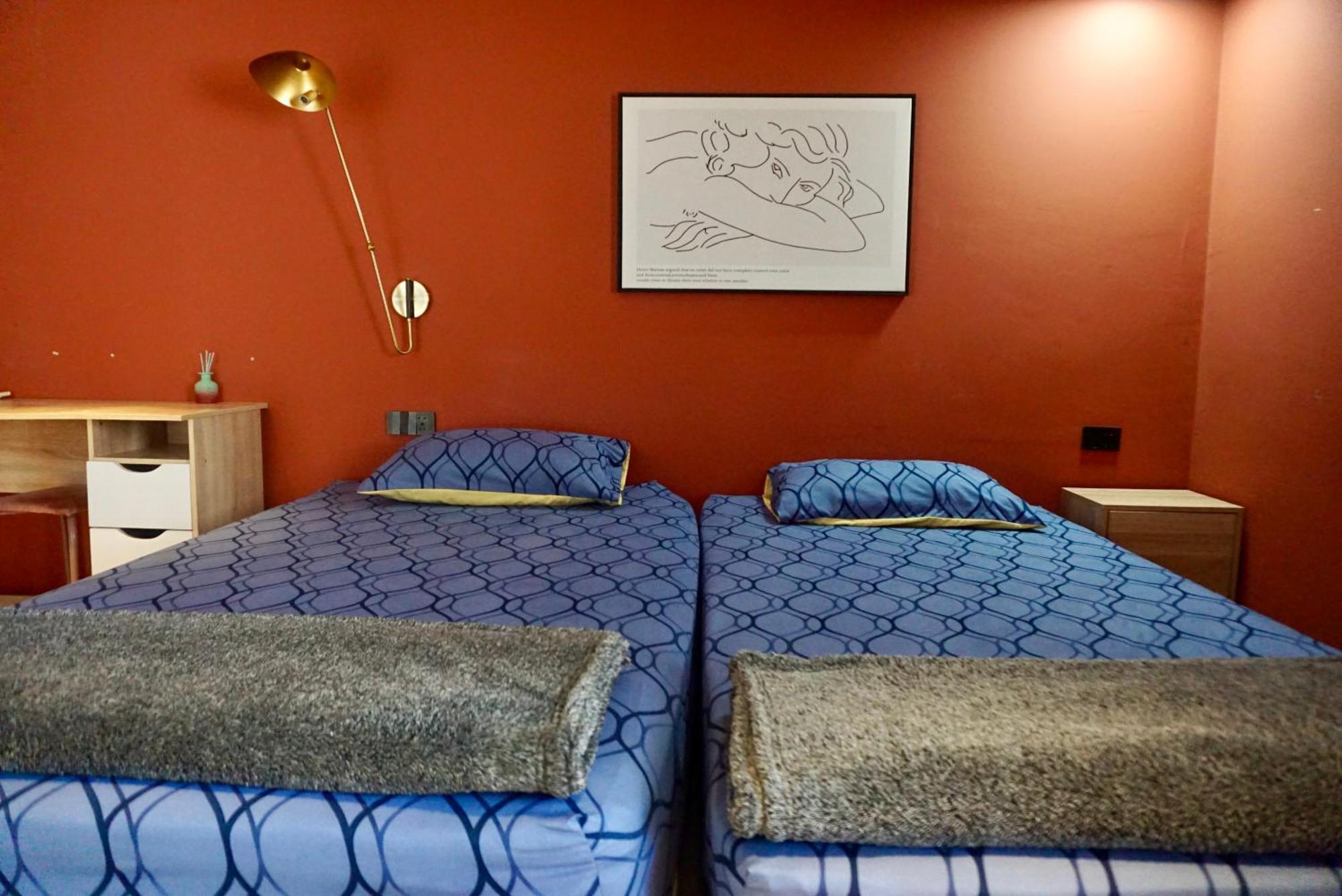 Silom Soi 3 Hash Apartment Hip And Funky With Rooftop View バンコク都 エクステリア 写真